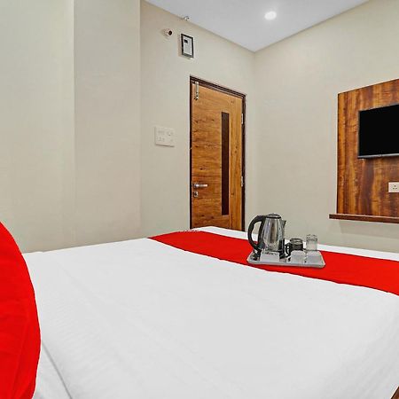 Hotel O Night Eye Hyderabad Exterior foto